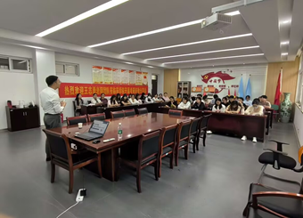 药学院举办考研经验分享座谈会，助力学子考研之路
