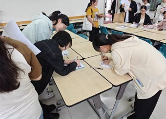 药学院举办2025届毕业生双选会